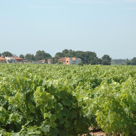Hotel Restaurant El Bosc Banyeres del Penedes Buitenkant foto