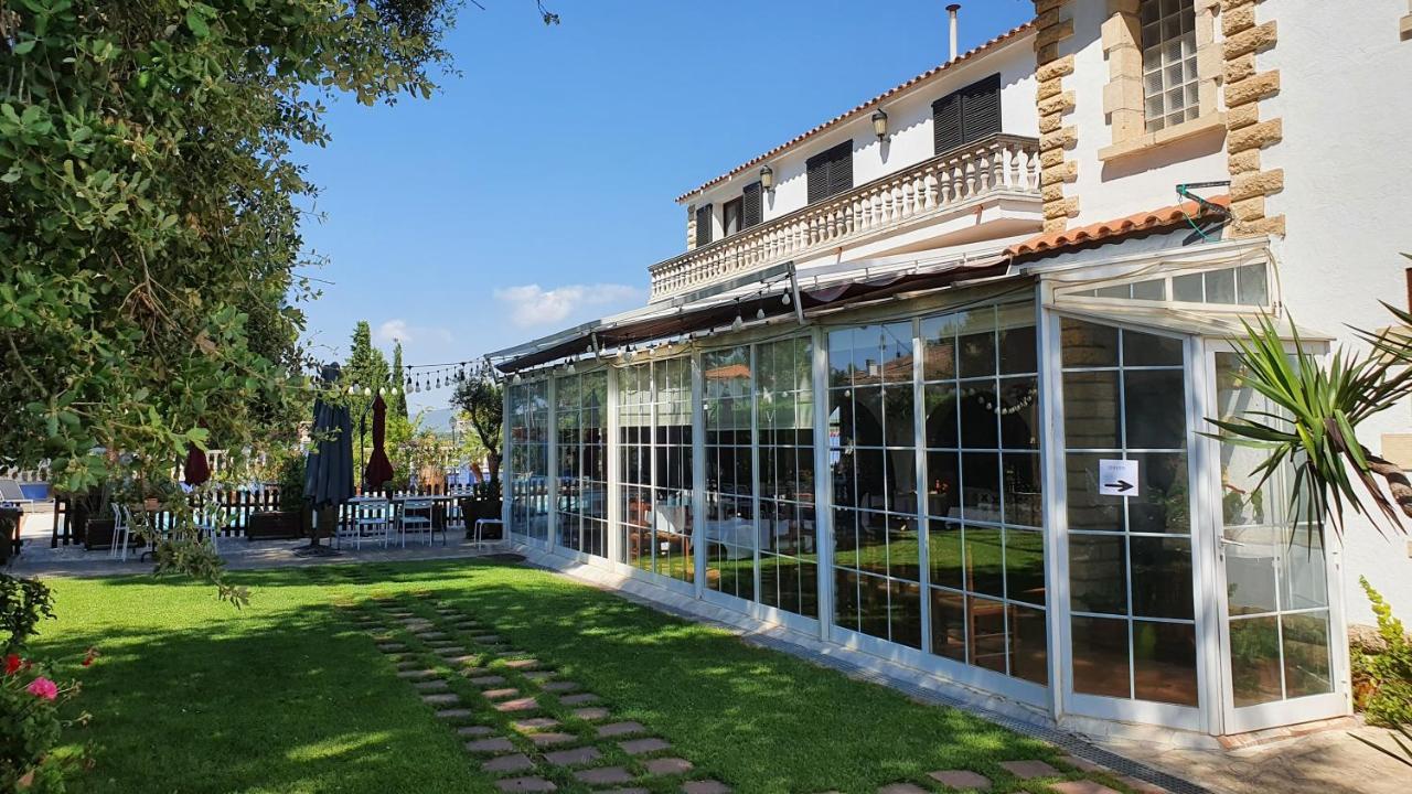 Hotel Restaurant El Bosc Banyeres del Penedes Buitenkant foto