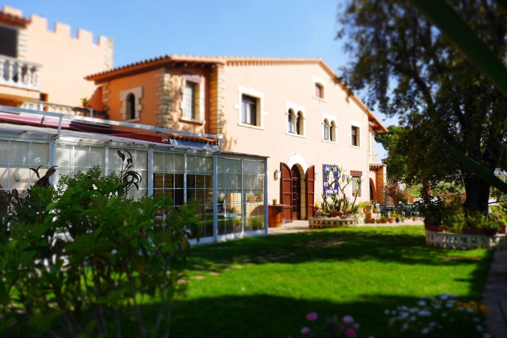 Hotel Restaurant El Bosc Banyeres del Penedes Buitenkant foto